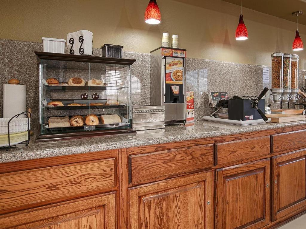 Americas Best Value Inn Sinton Esterno foto